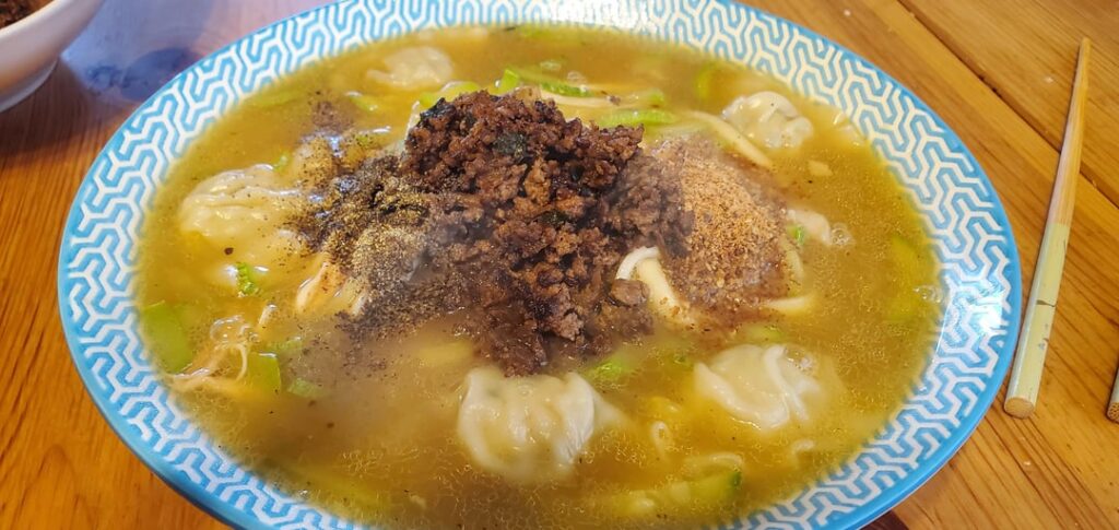 Kalguksu, Myungdong style