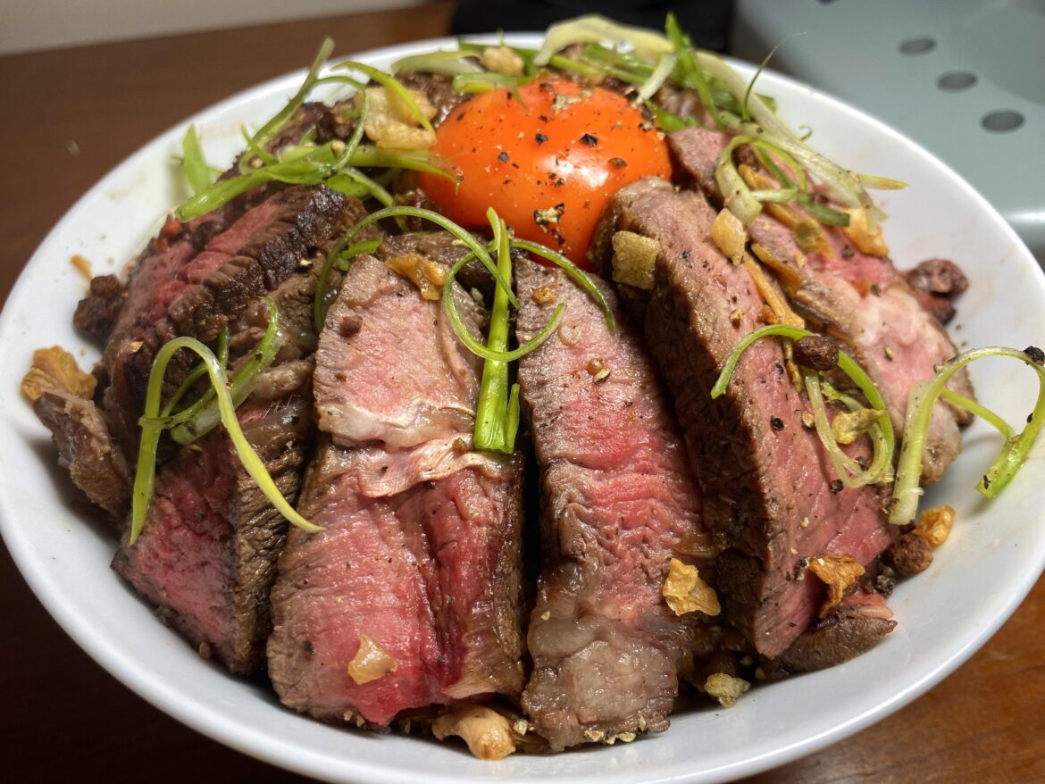 Steak donburi