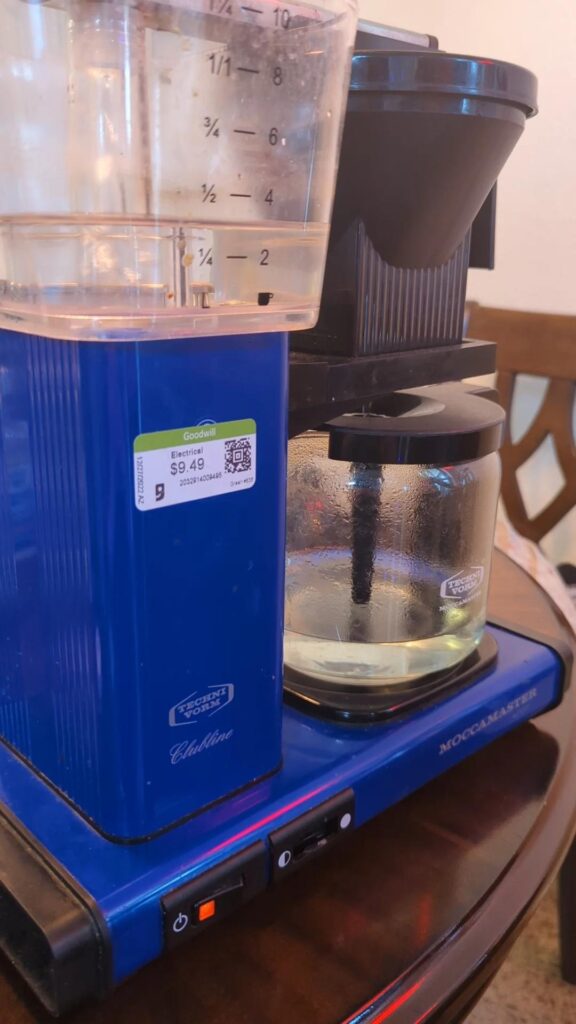 still needs a good descale and clean, but it works perfectly!!!! just missing the temp control for the hot plate but in not worried about that