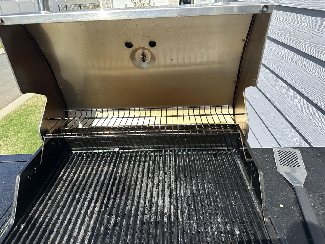Infrared Grate Cleaning Dining and Cooking