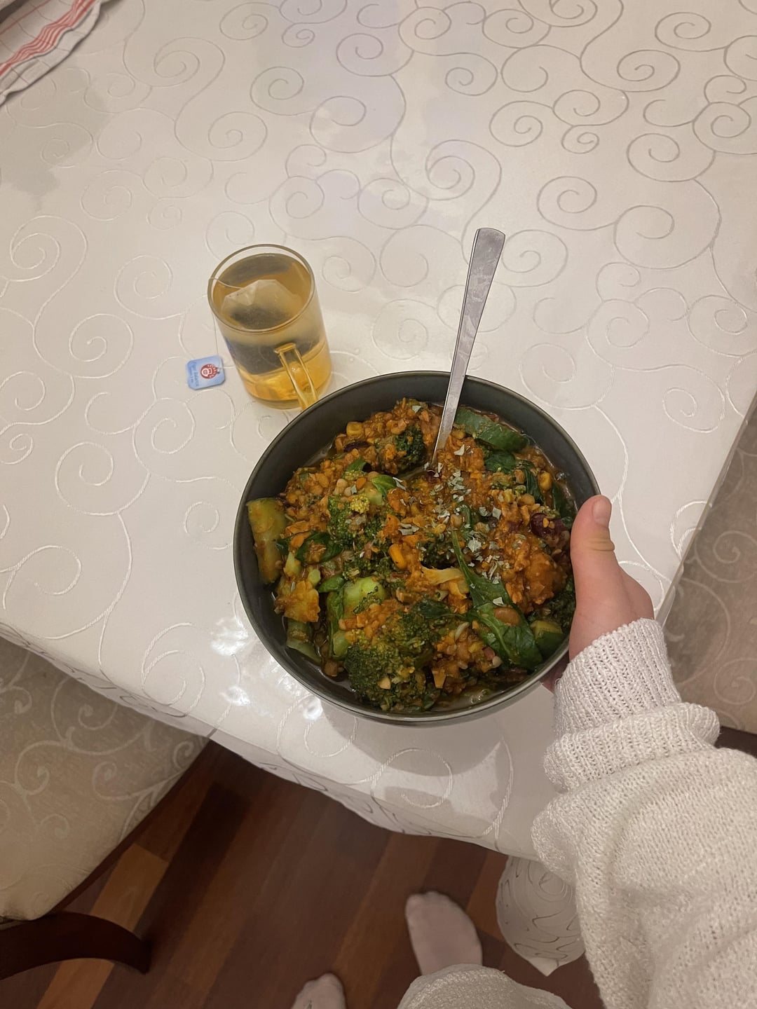 This incredibly filling chilli con carne for 560 calories and 42g of protein! Dining and Cooking
