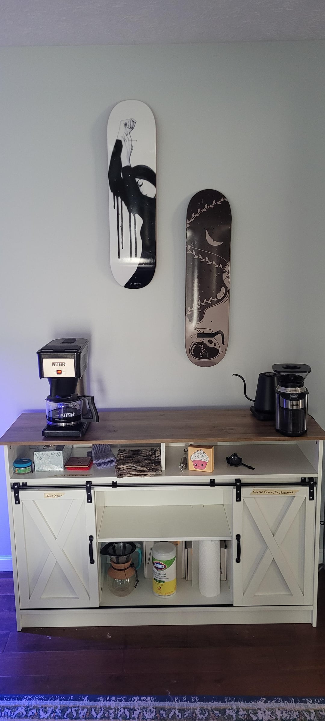 Hi everyone! This is my coffee bar. Decorated with coffee themed skate