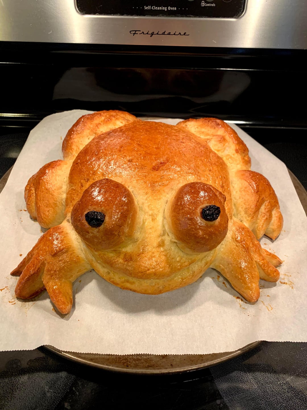 [homemade] Frog Bread. Dining and Cooking