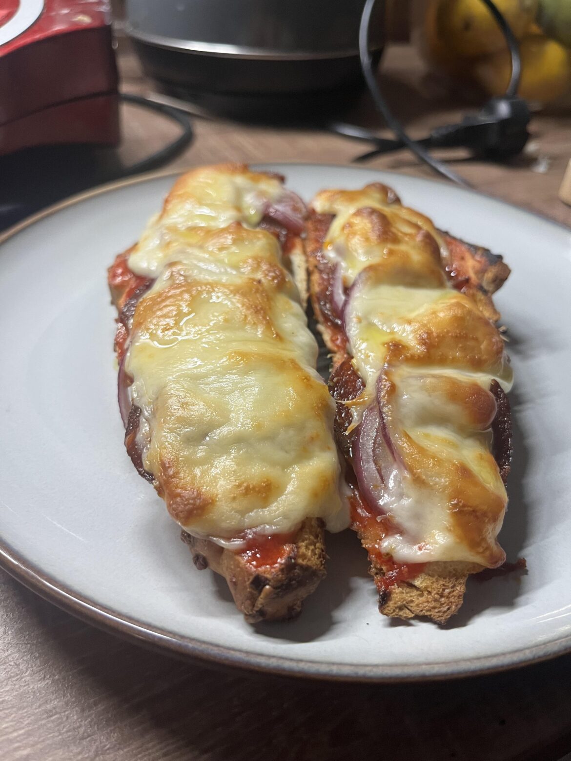 grilled sandwich w/ sausage and red onion