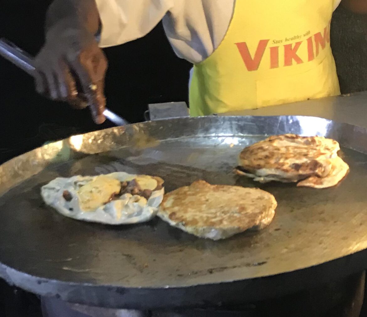 Zanzibar pizza. Sweet or savory. Dough fried in ghee with various fillings. I ordered Nutella, banana, and Mars bar.