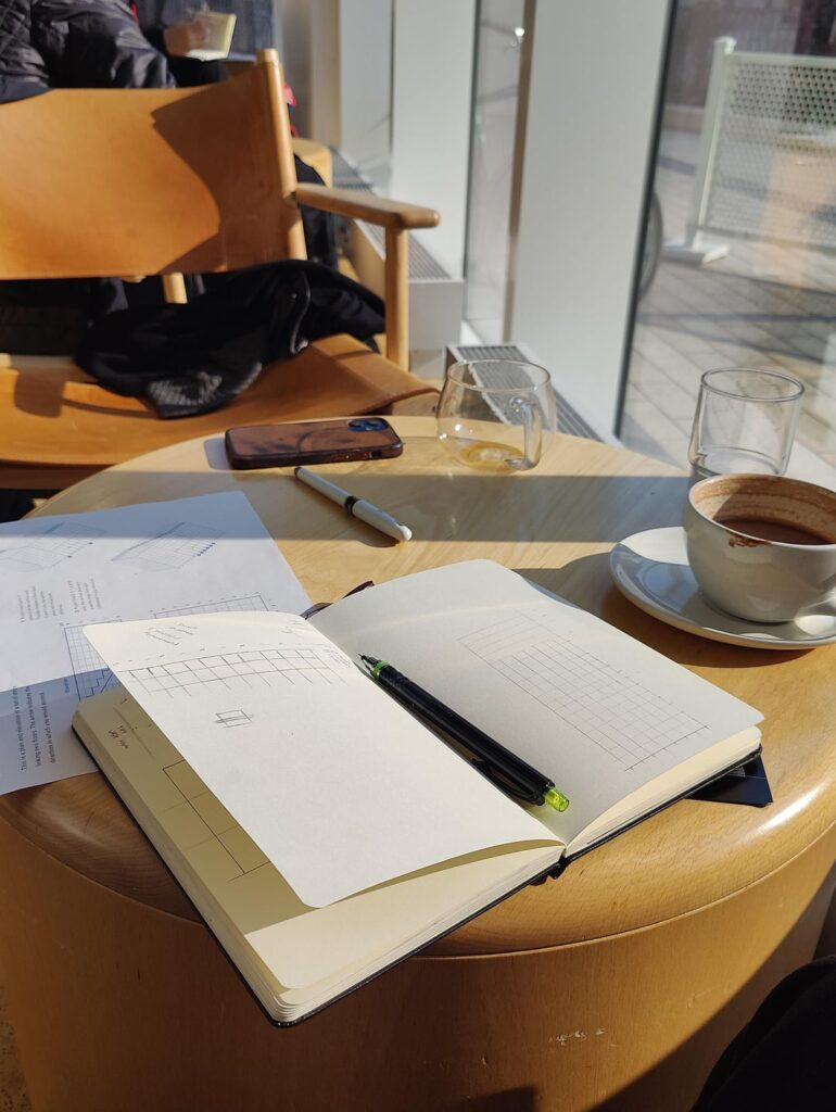 Blue bottle , Downtown Chicago