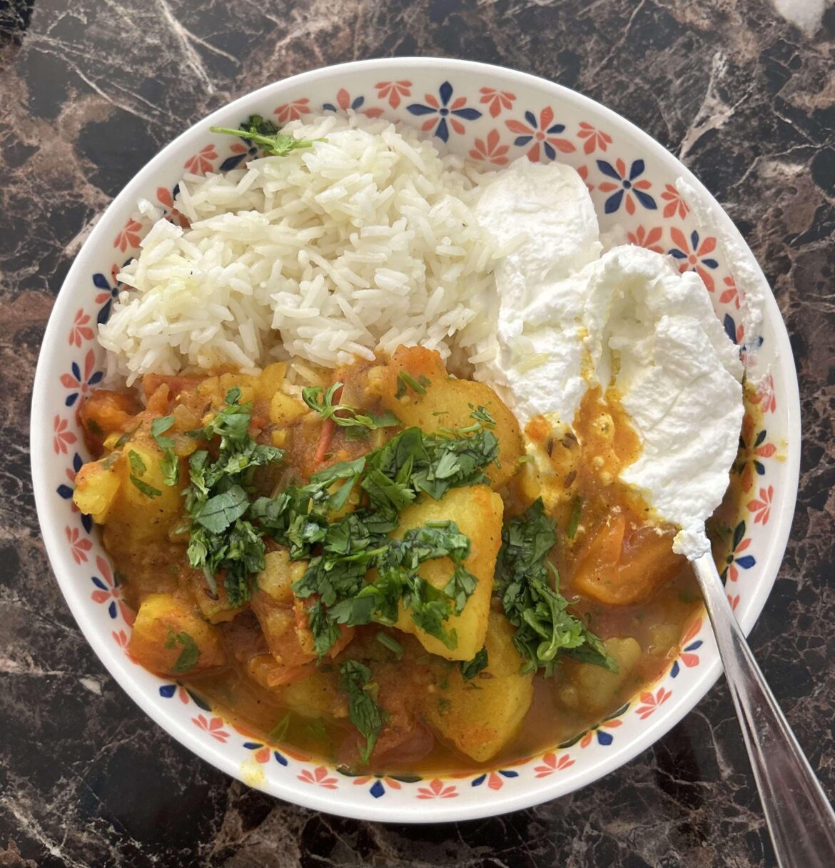 First time cooking Indian food on my own as a 2nd gen! recipe: Aloo Tamatar Sabzi