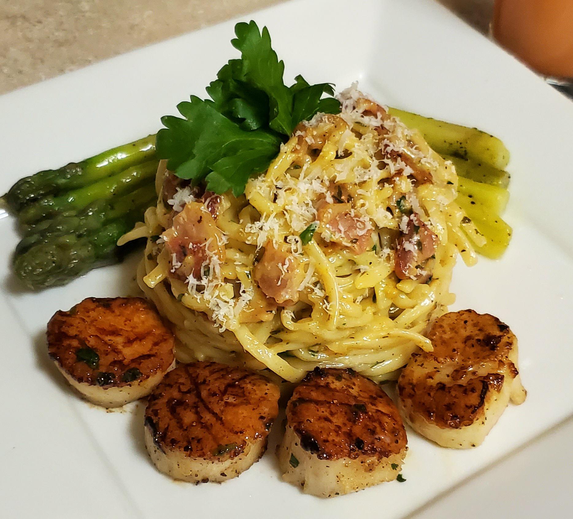 [I Made] Carbonara with Seared Scallops and Asparagus Dining and Cooking