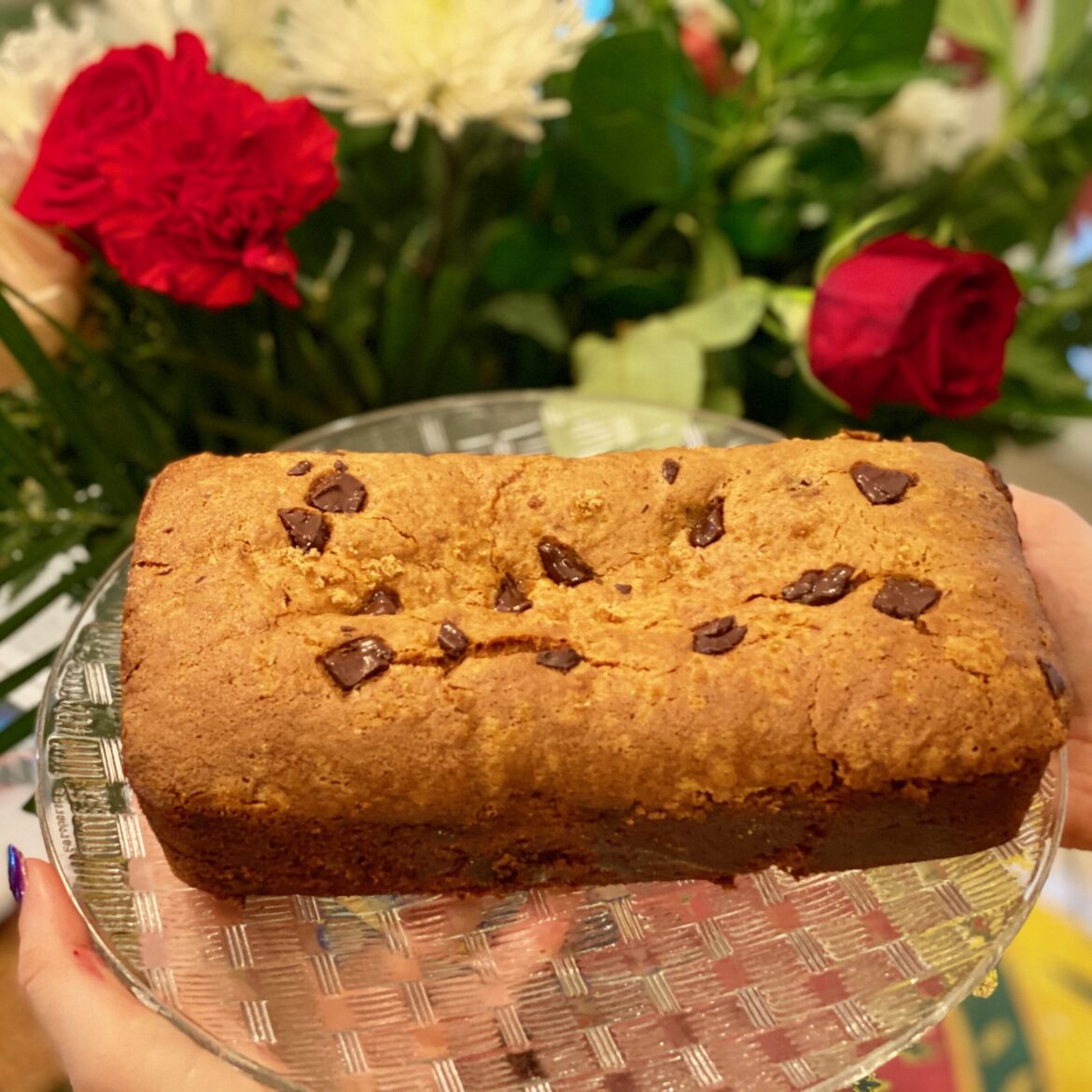 Dark Chocolate Chunk Banana Bread (Recipe)