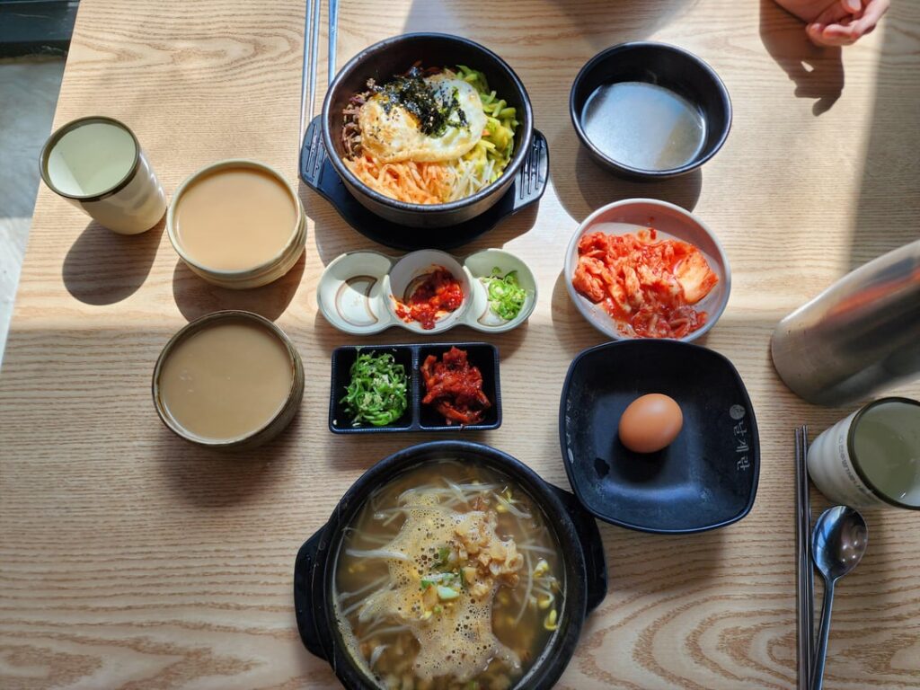 I had hwangtaegukbap (dried pollack soup and dolsot bibimbap for breakfast!