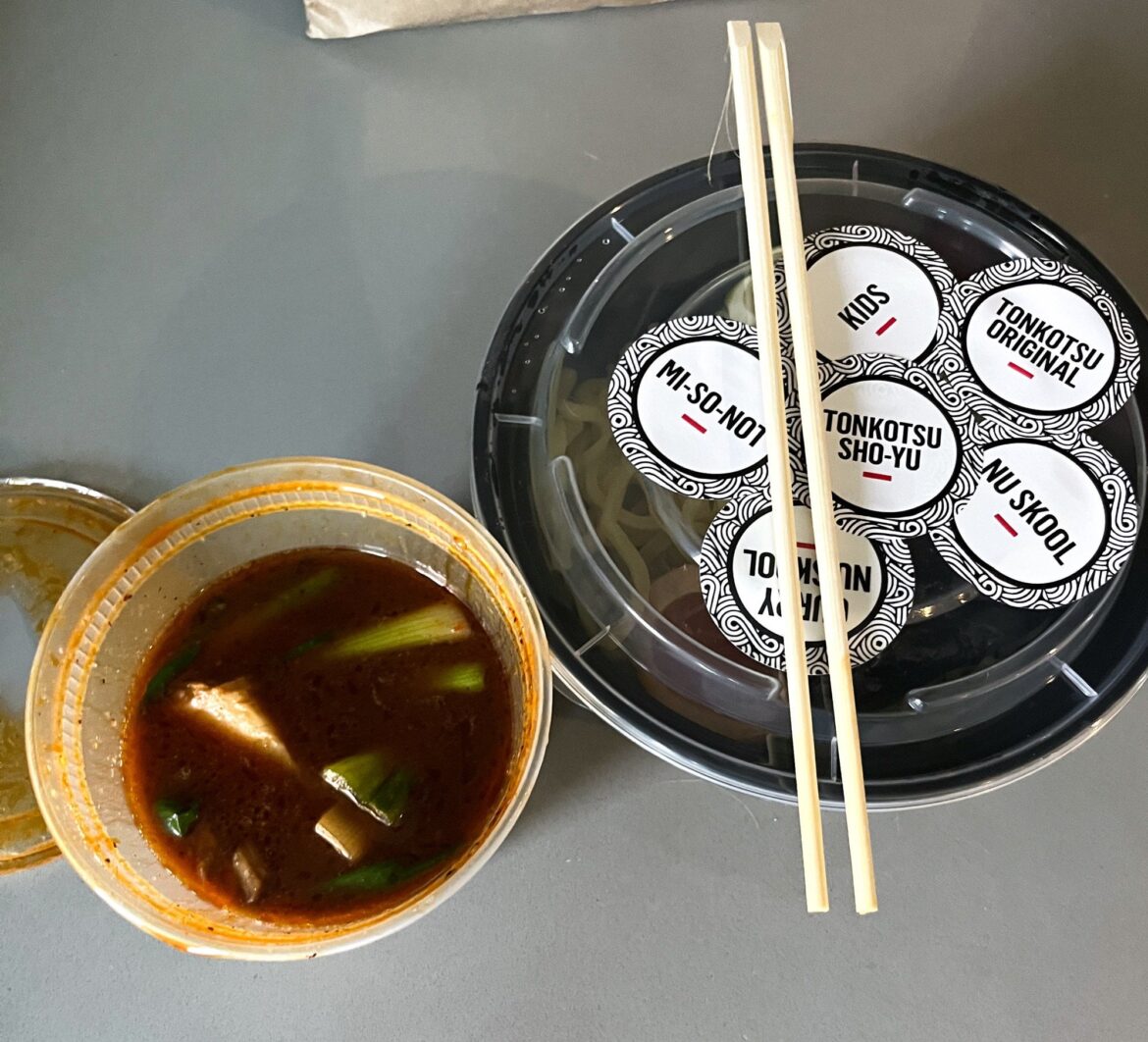 I tried the new tsukemen at Ramen Ratsu-ya last night. It tasted fine but I prefer the original more, and feel pretty upset that they terminated it. The new one tastes like spicy, smokey barbeque