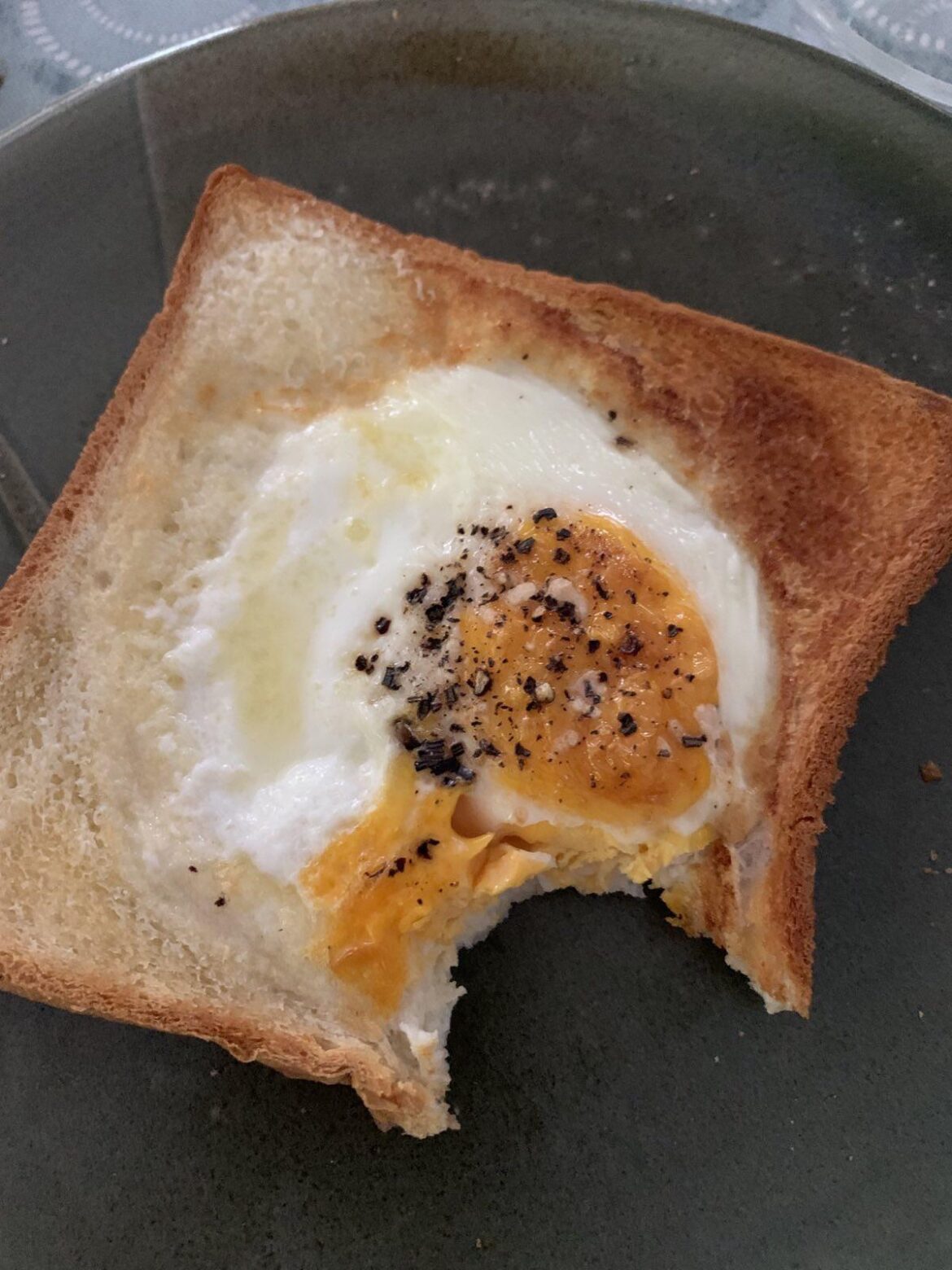 Couldn't even wait for the photo #BiteNowShootLater