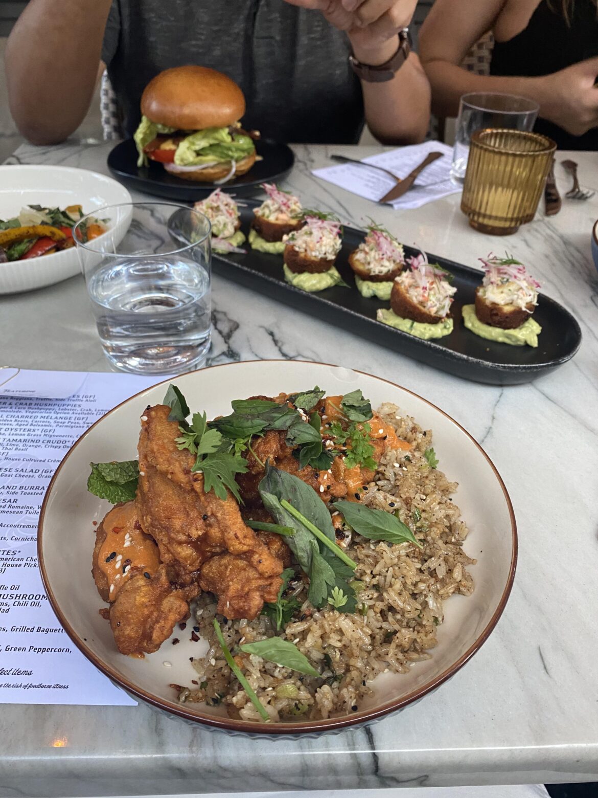 Honeymoon sprint lounge