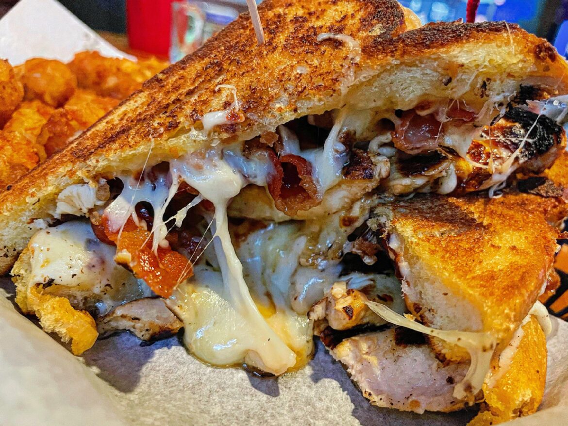 Grilled chicken grilled cheese at Newbridge inn Merrick, NY @supersammichbros
