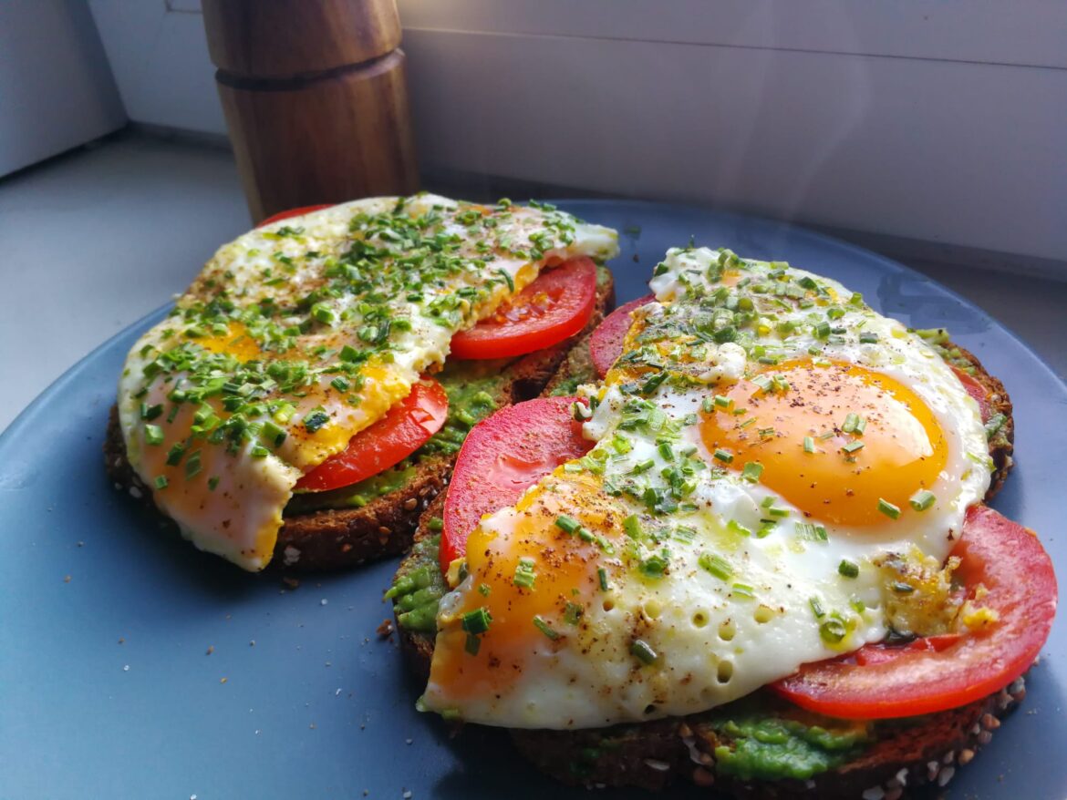 Some green some red and some steaming egg!