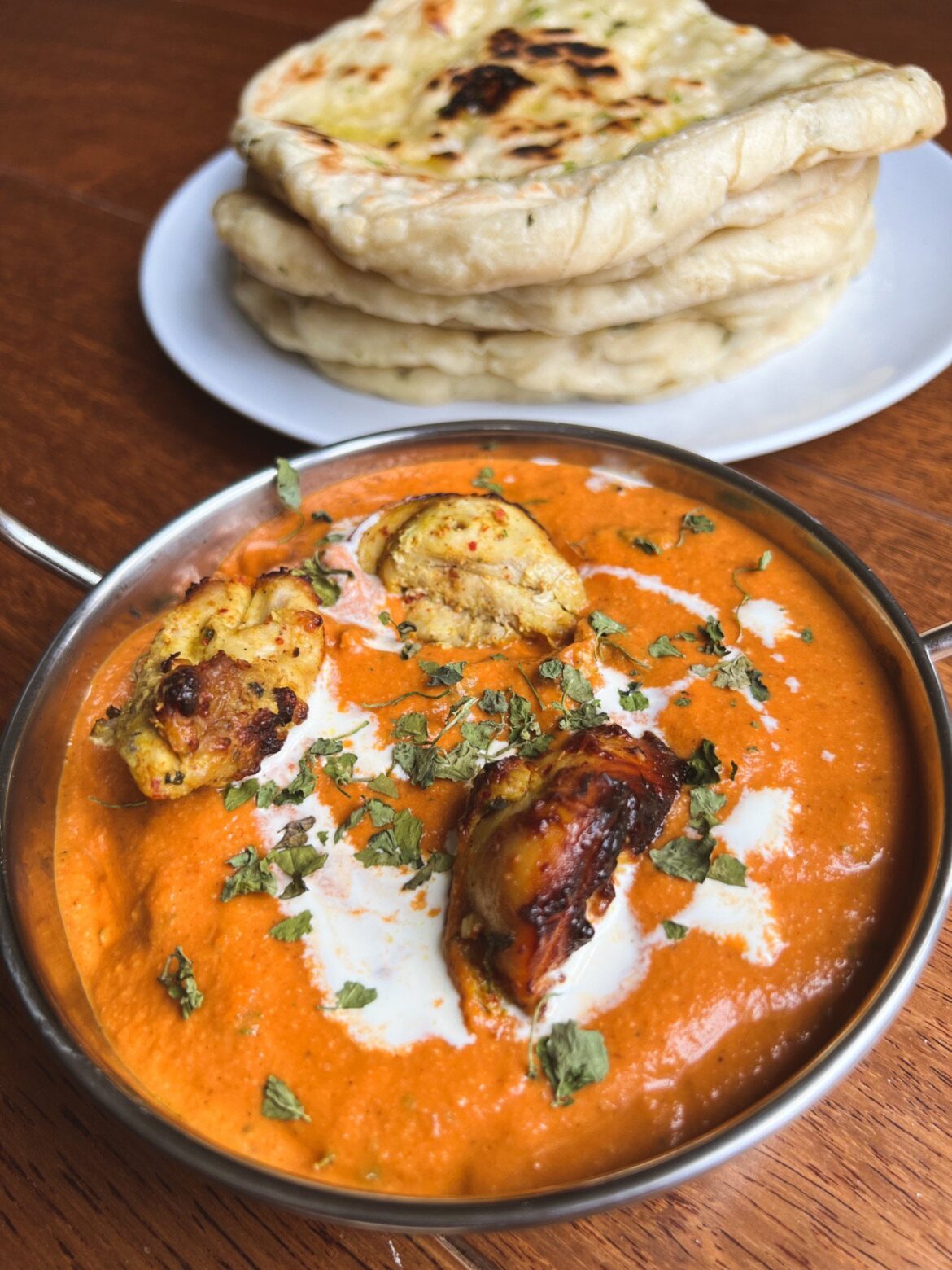 [OC] I made butter chicken and garlic naan for the first time