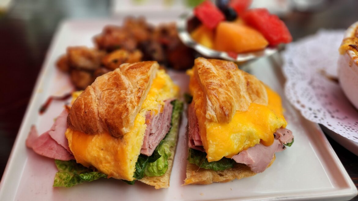 My moat favorite brunch - Meet in Paris