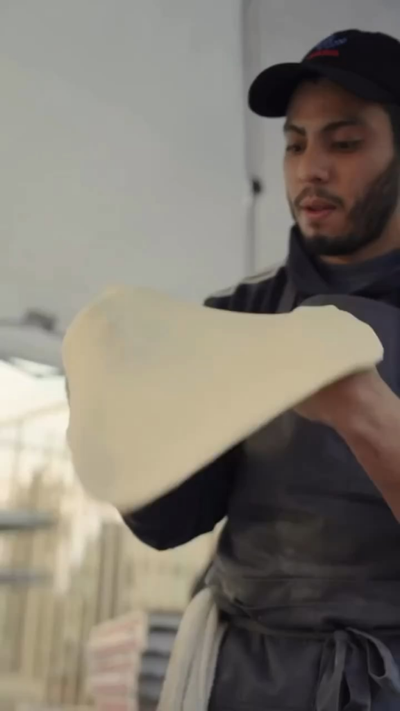 Street pizza!! Street pizza!!