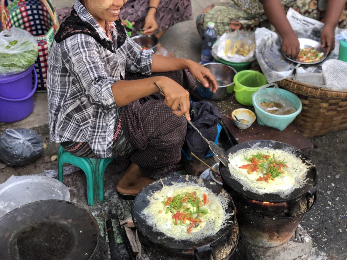 Street Snack | Dosa | Inle Lake, Myanmar