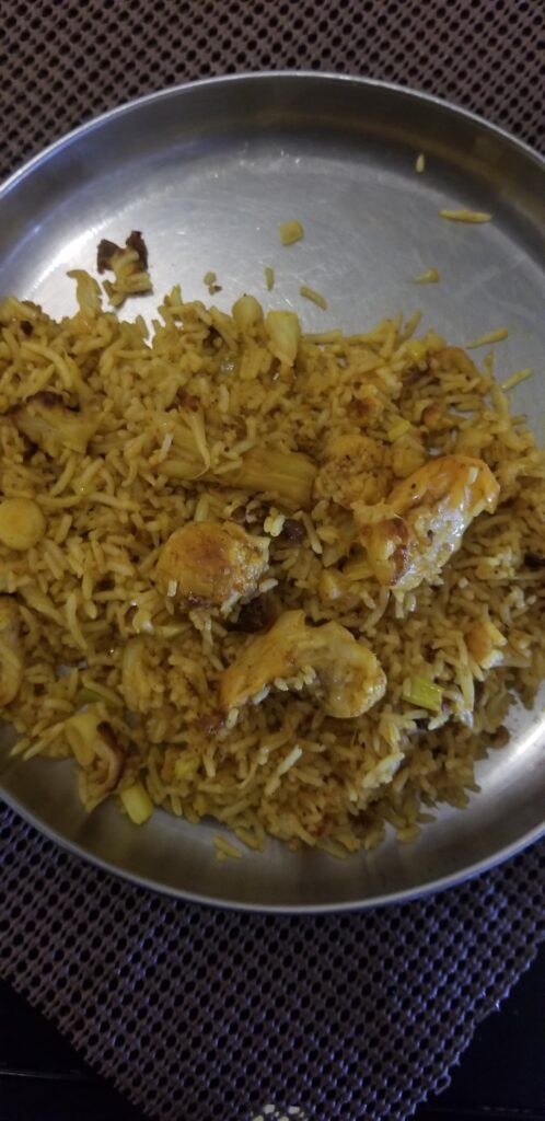 Cauliflower fried rice street food style, tasty gobi fried rice!