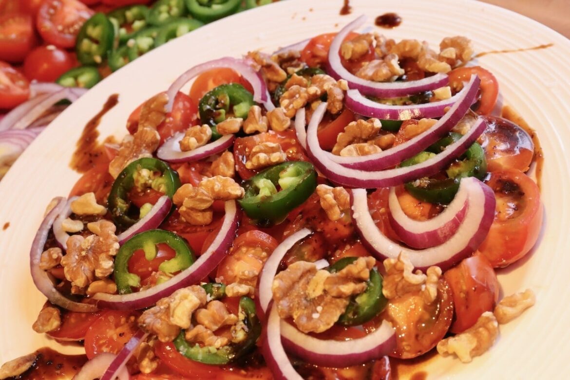 Gavurdagi Salatasi Turkish Tomato Walnut Salad