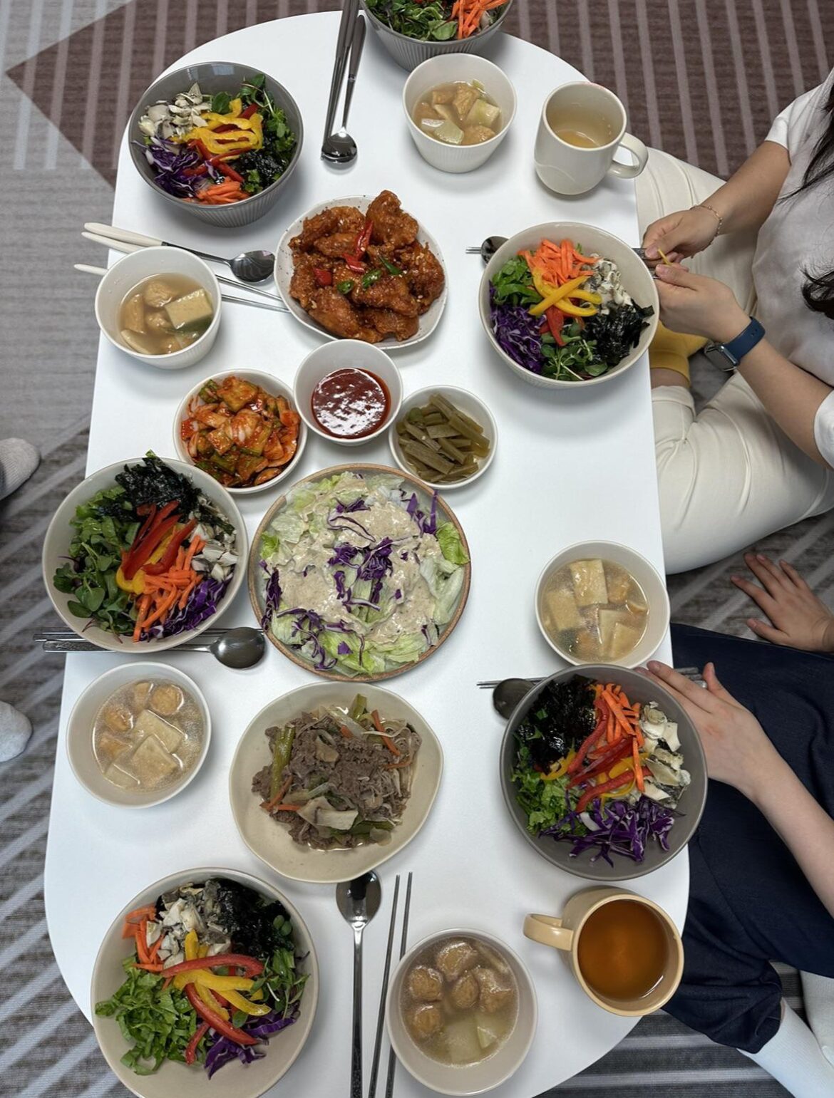 Bibimbap and seasoned chicken