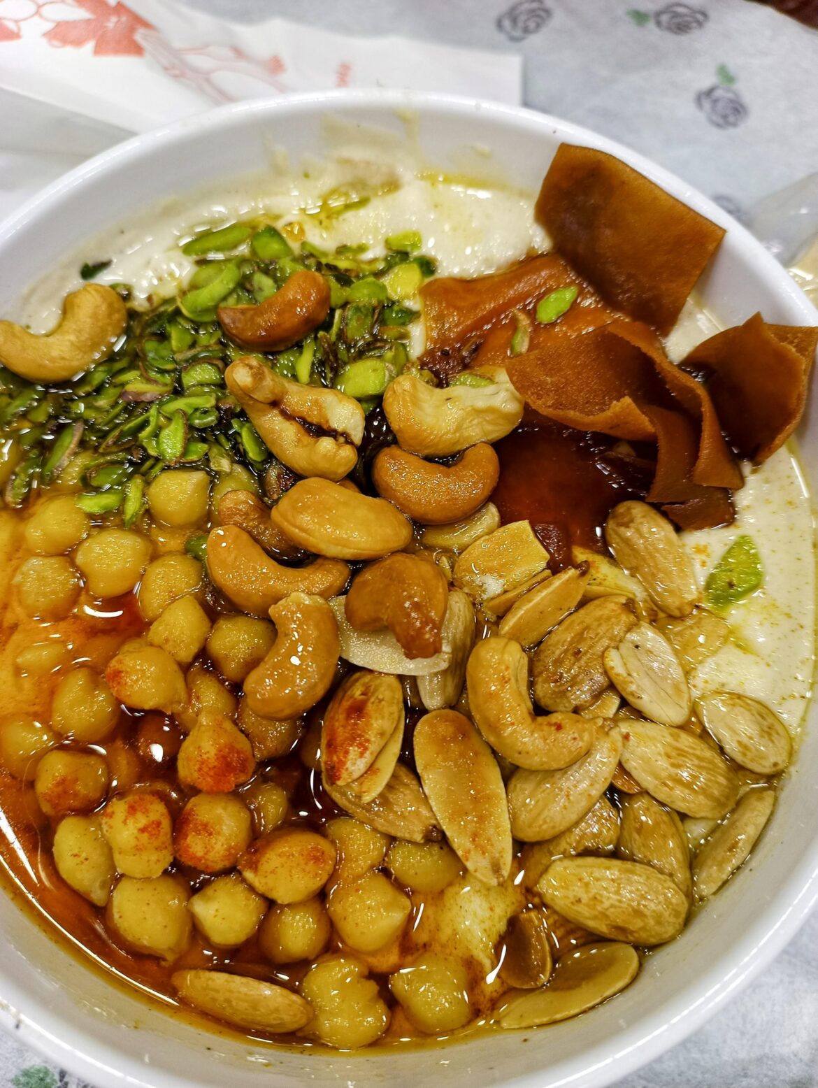 Chickpeas fatteh Lebanese/Syrian breakfast vegetarian dish