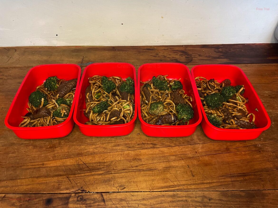 Here's my super easy and high-protein Beef and Broccoli Stir Fry, prep and cook time are roughly 15 minutes and it comes out an absolute treat. Hope you enjoy!