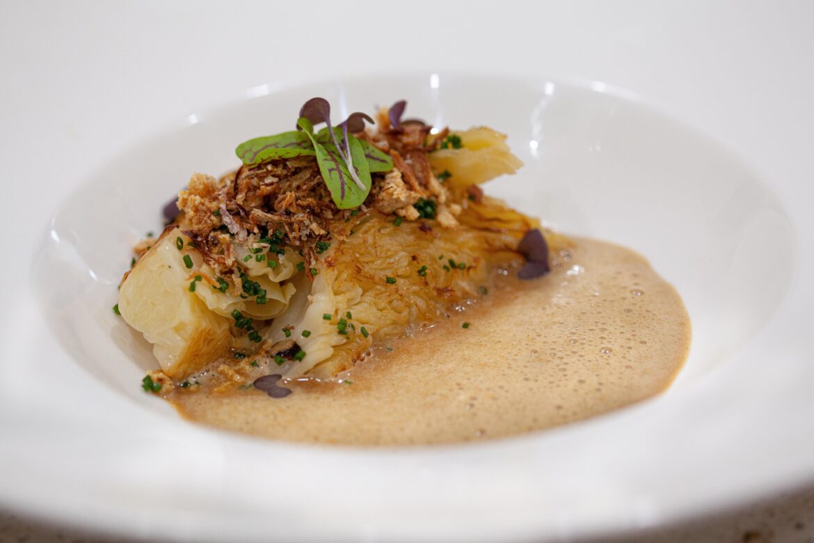 Braised cabbage, beurre Blanc crumble, fried shallots, white wine sauce