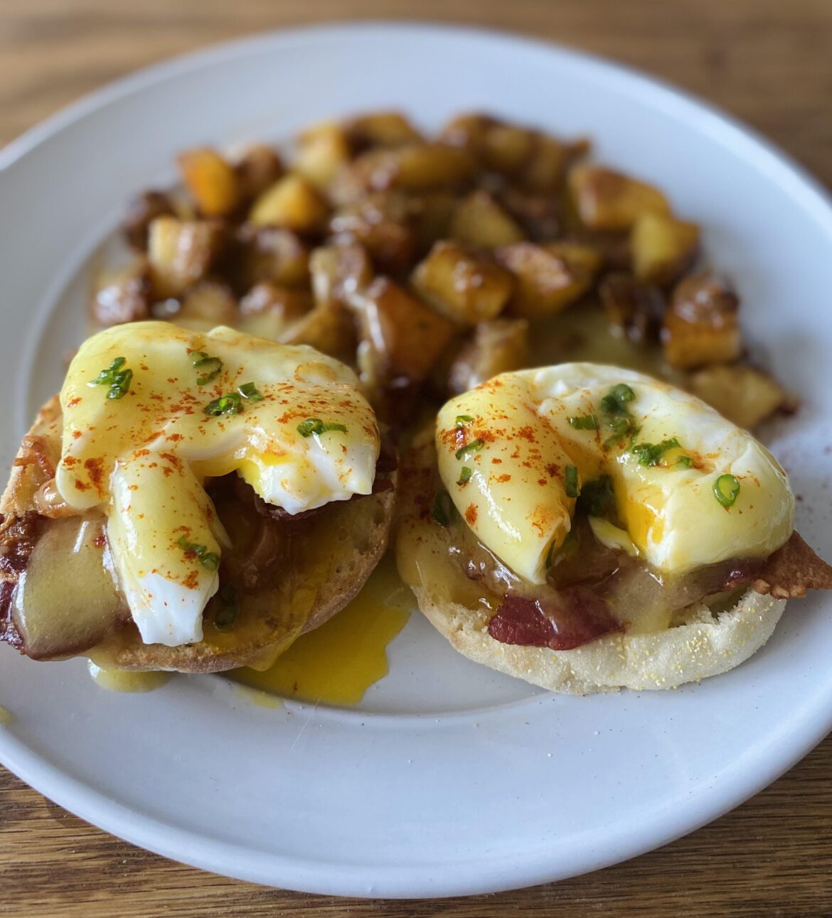 Eggs Benedict with bacon