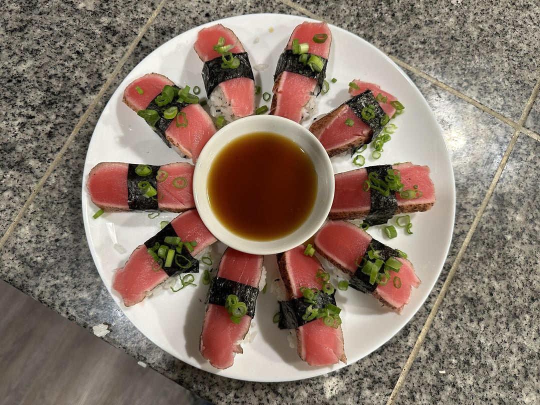 Tuna tataki nigiri I made the other day Dining and Cooking