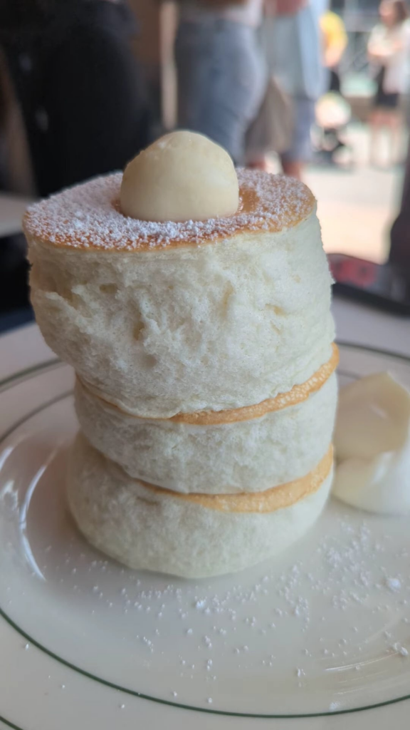 Jiggly Japanese pancakes at Gram MP
