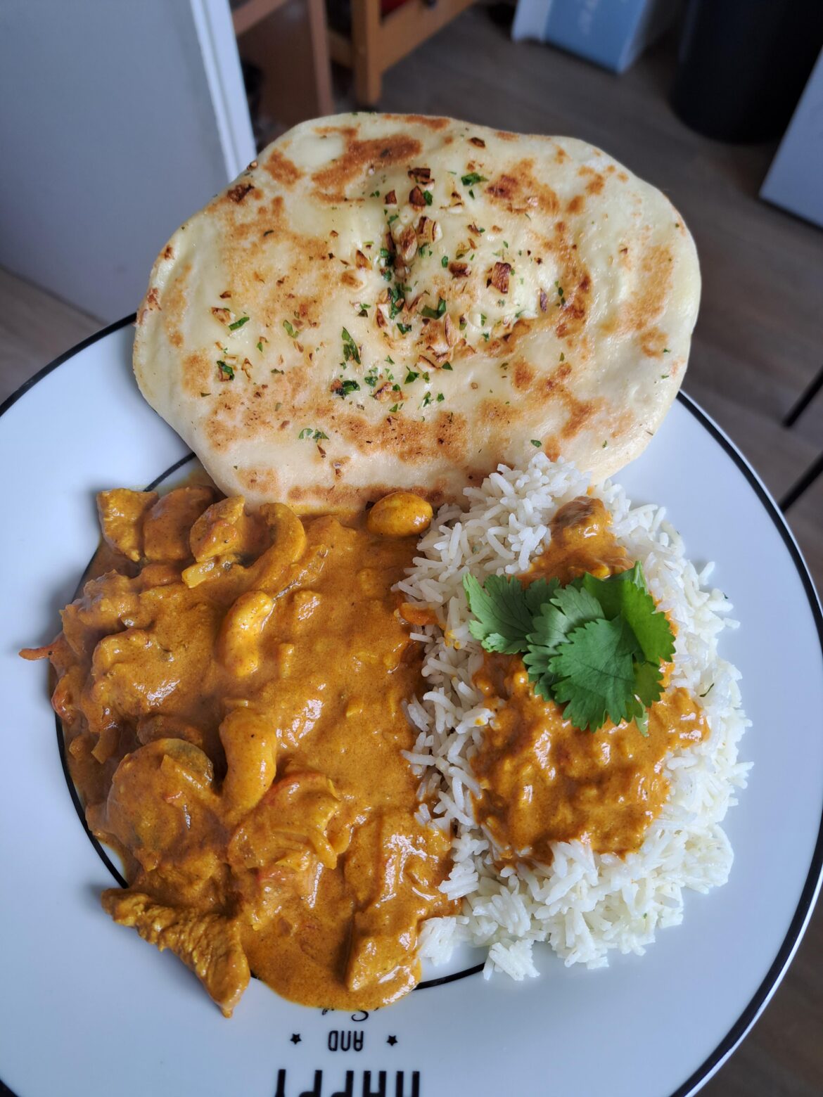 [Homemade] butter chicken and naan