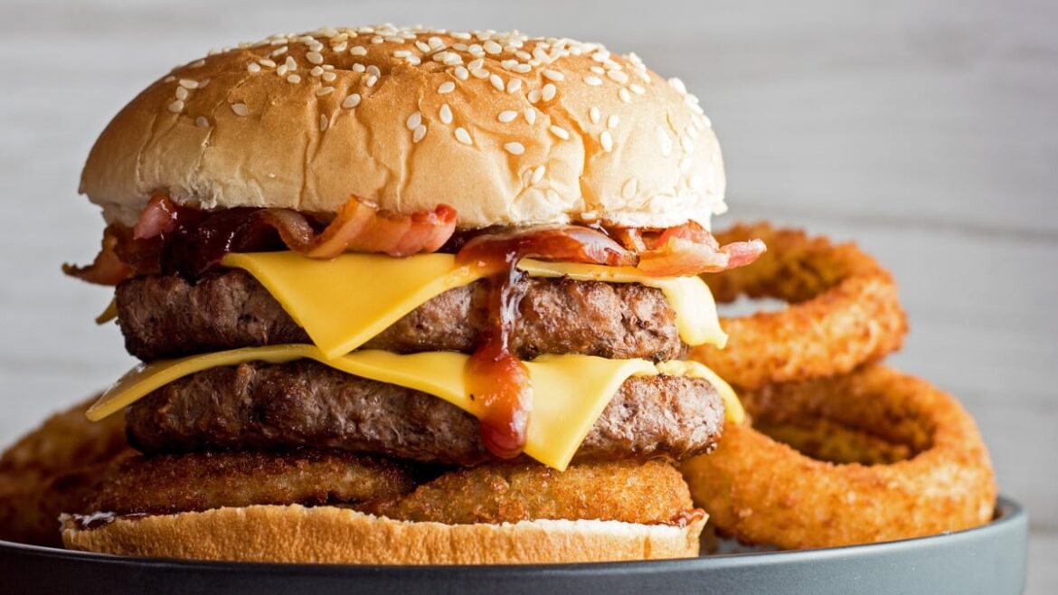 Best burger shop version of a Double Western Bacon Cheeseburger?