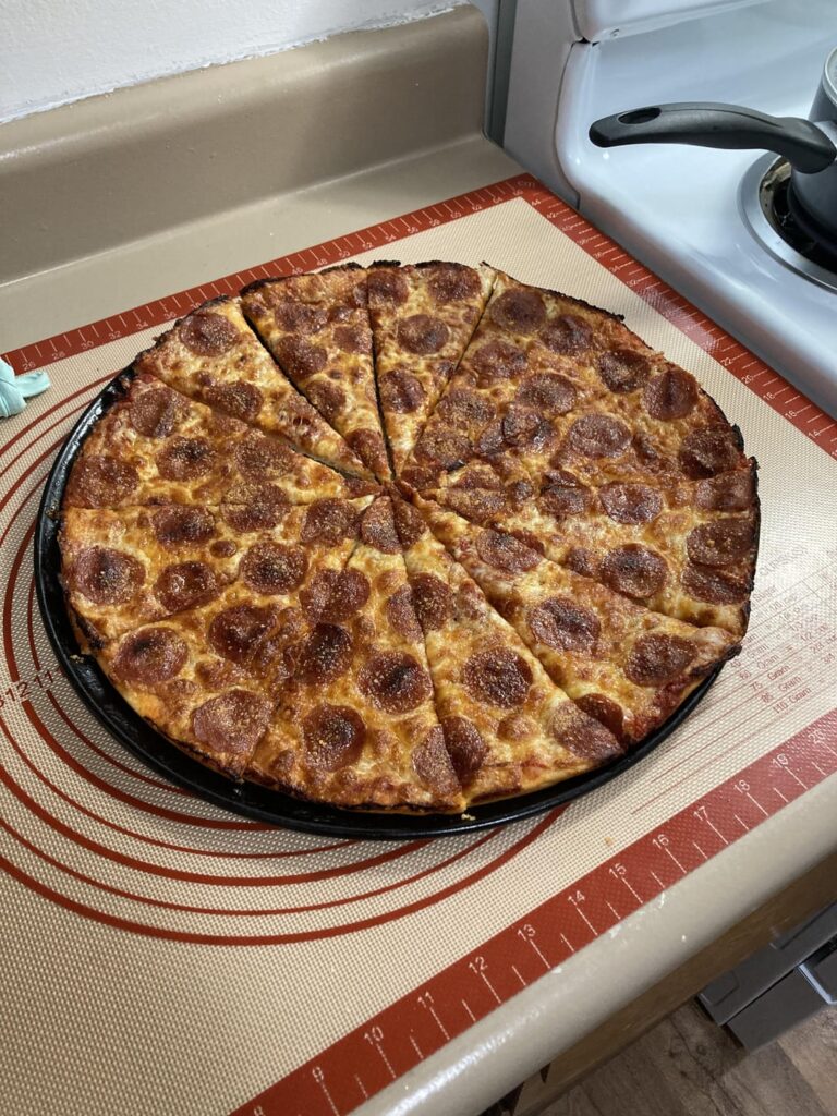 16" South Shore Bar-style pizza