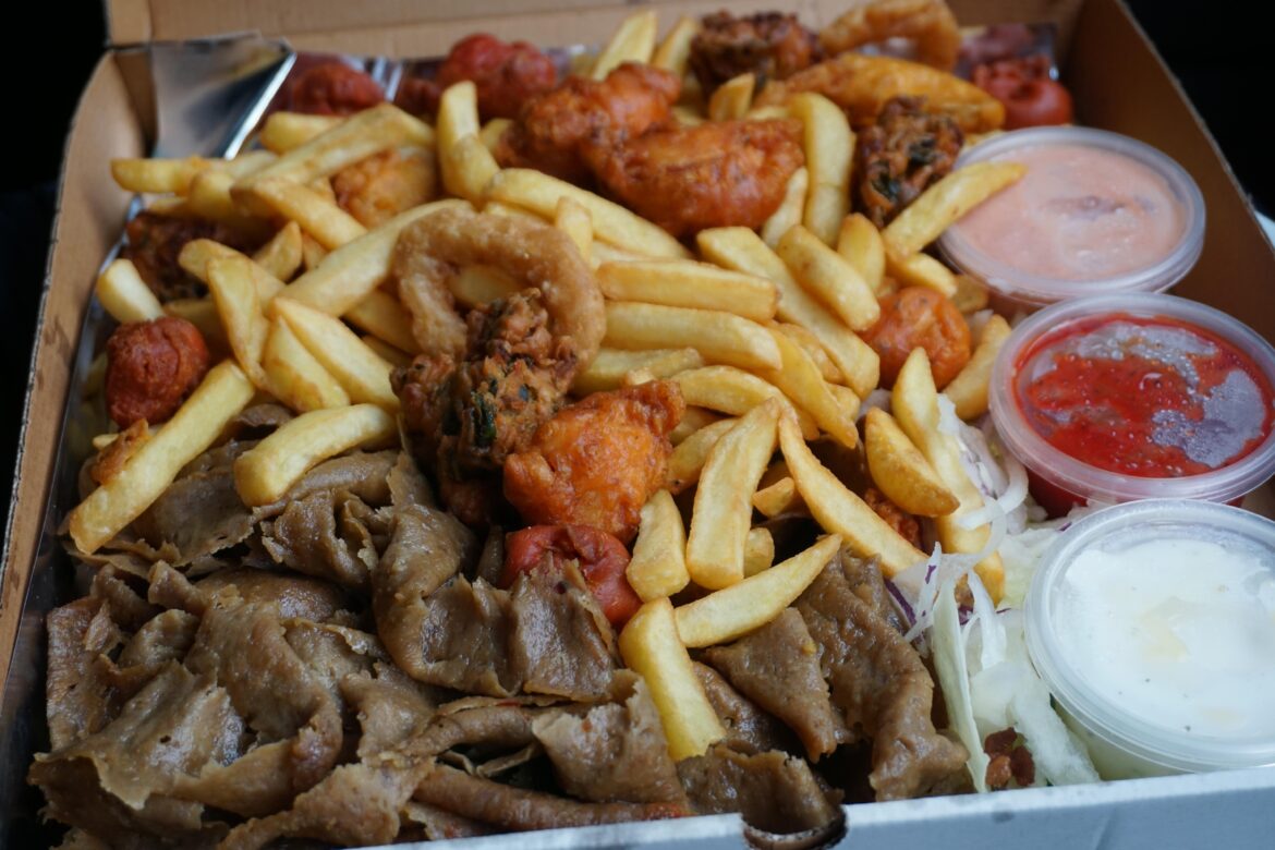 Munchy Box - £10 with 3 cans of juice and enough calories for a week!