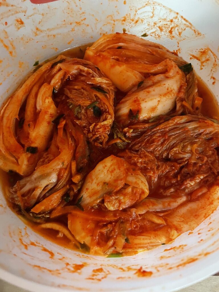 Uhm kimchi & kkakdugi much