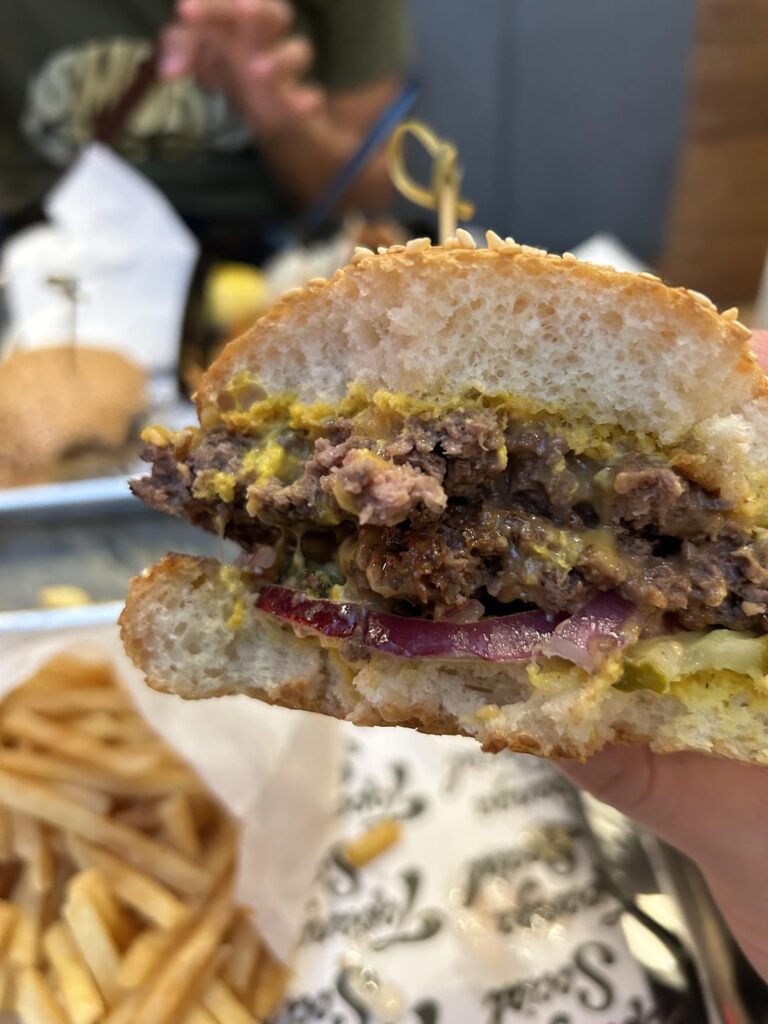 Amboy’s Grizzly at the new Topanga Social ft. Shrimp Daddy behind it