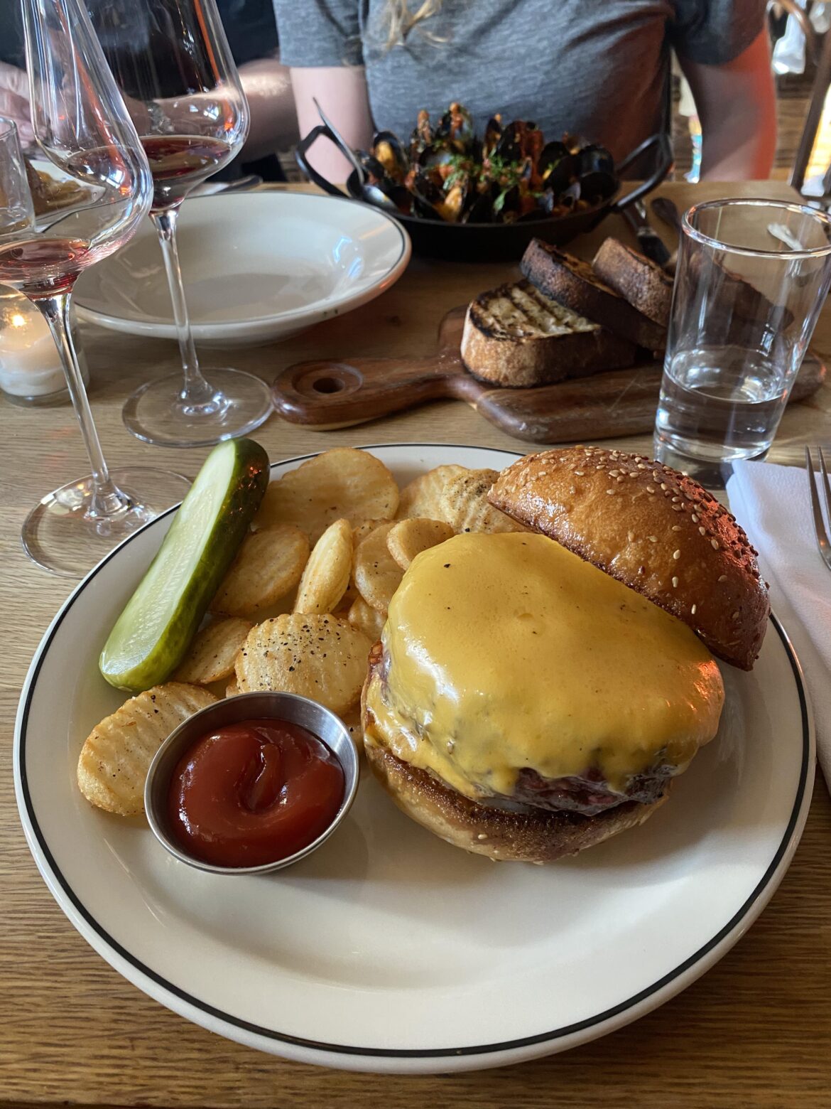 The infamous Red Hook Tavern burger (medium rare)