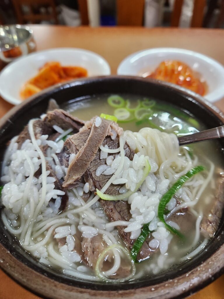 Myeong Dong, Mi Sung wook sullungtang, 미성옥 설렁탕(명동)