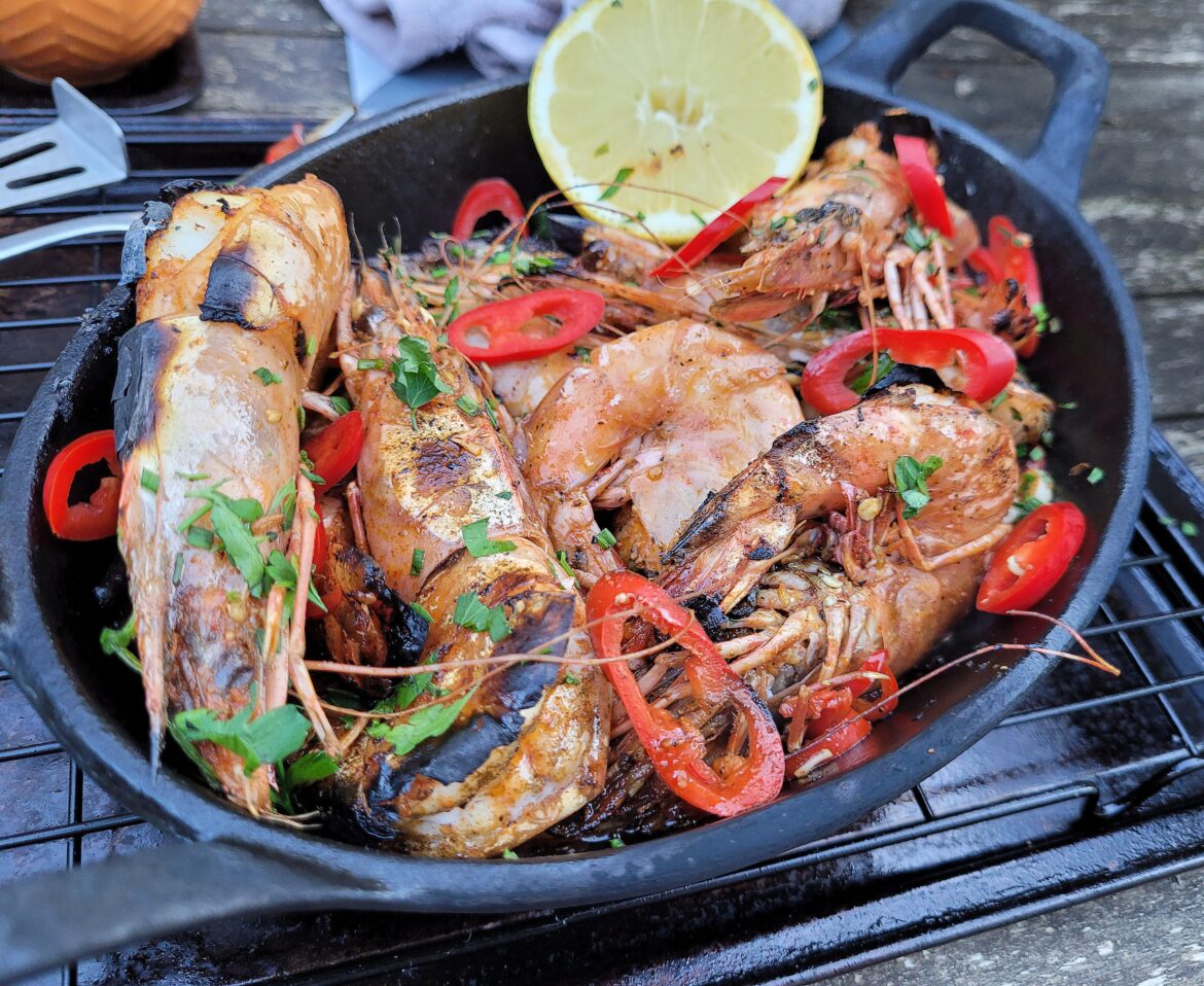 Wood fired garlic & chilli prawns