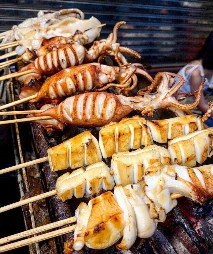 I love seafood. Squid grill, Phnom Penh Street Food