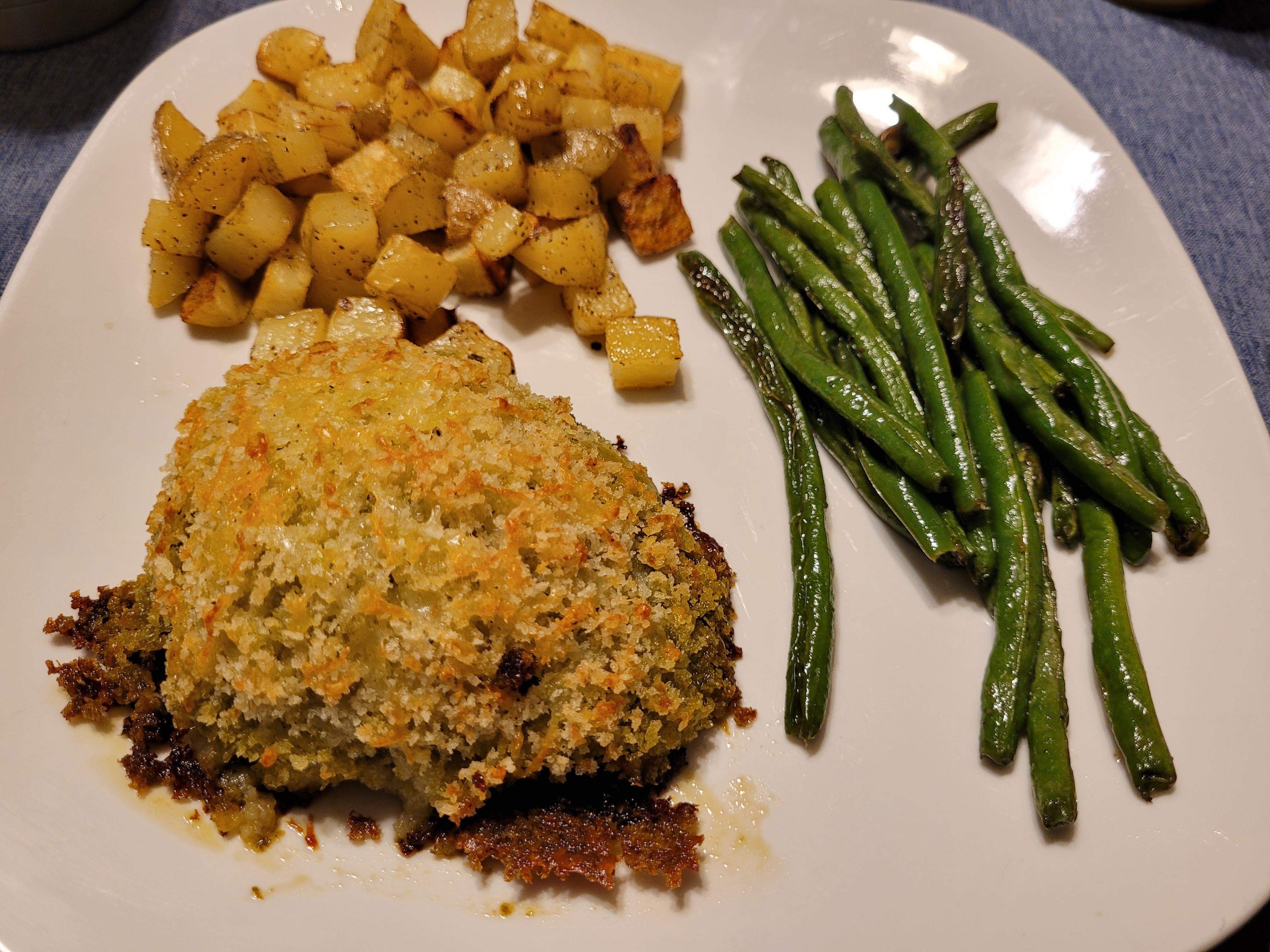 Presto Pesto Panko Chicken with roasted potatoes and green beans 10/10