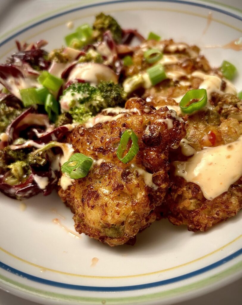 Edamame & Cauliflower Fritters w/ roasted broccoli slaw 😋 10/10