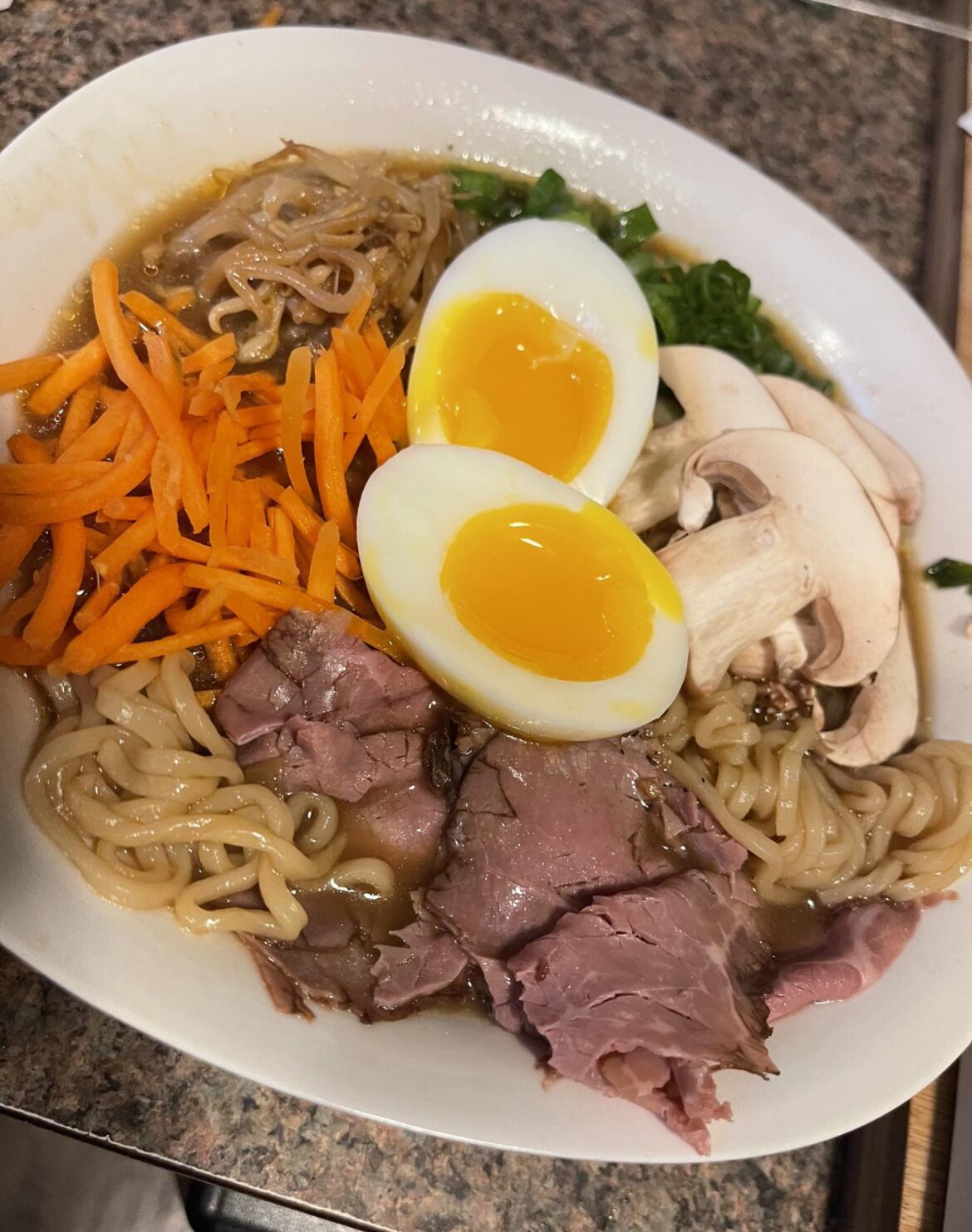 I made beef ramen with an egg on it