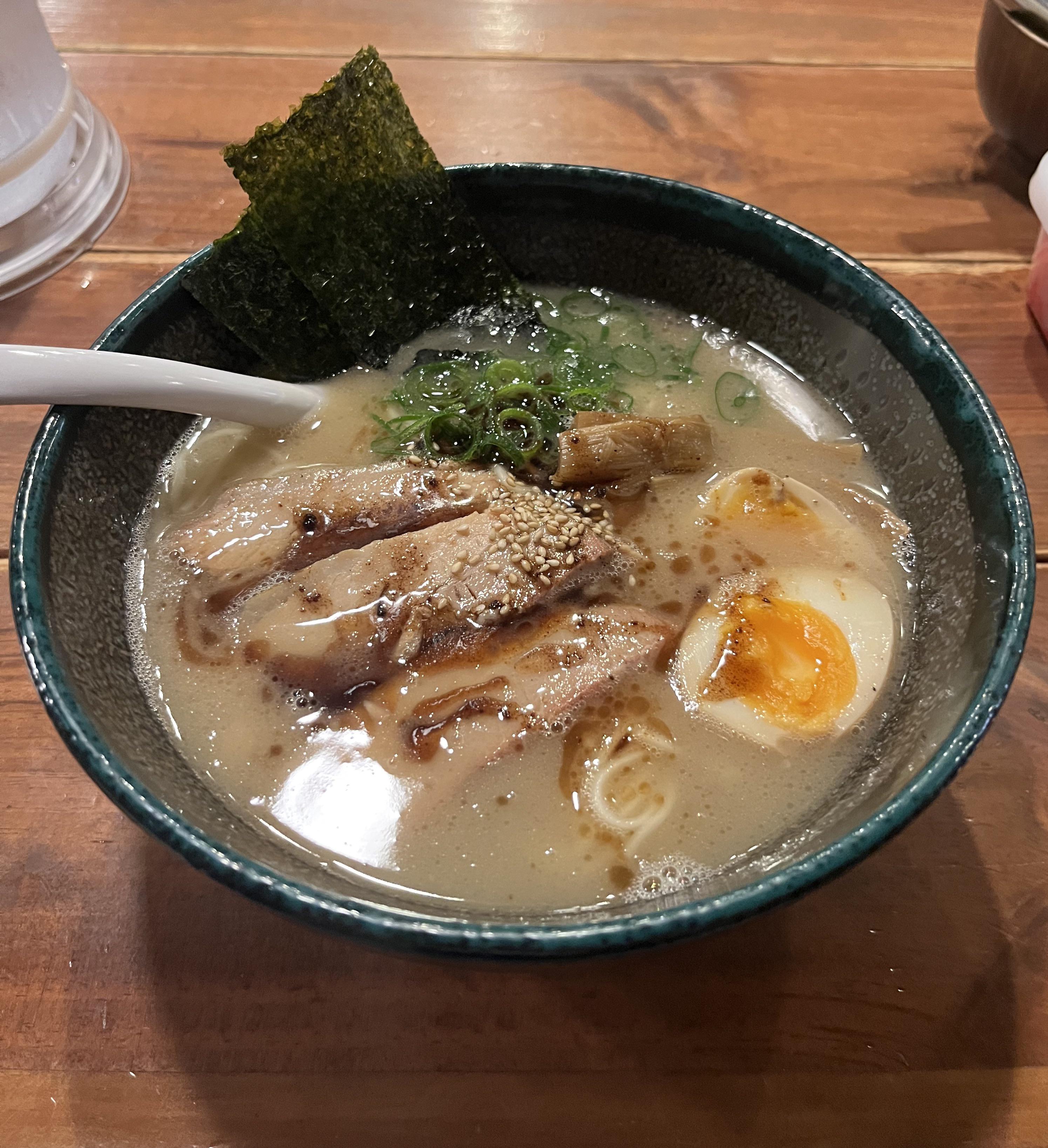 Burnt garlic oil ramen from Kurume Ramen Tetsugama in Yokosuka Dining