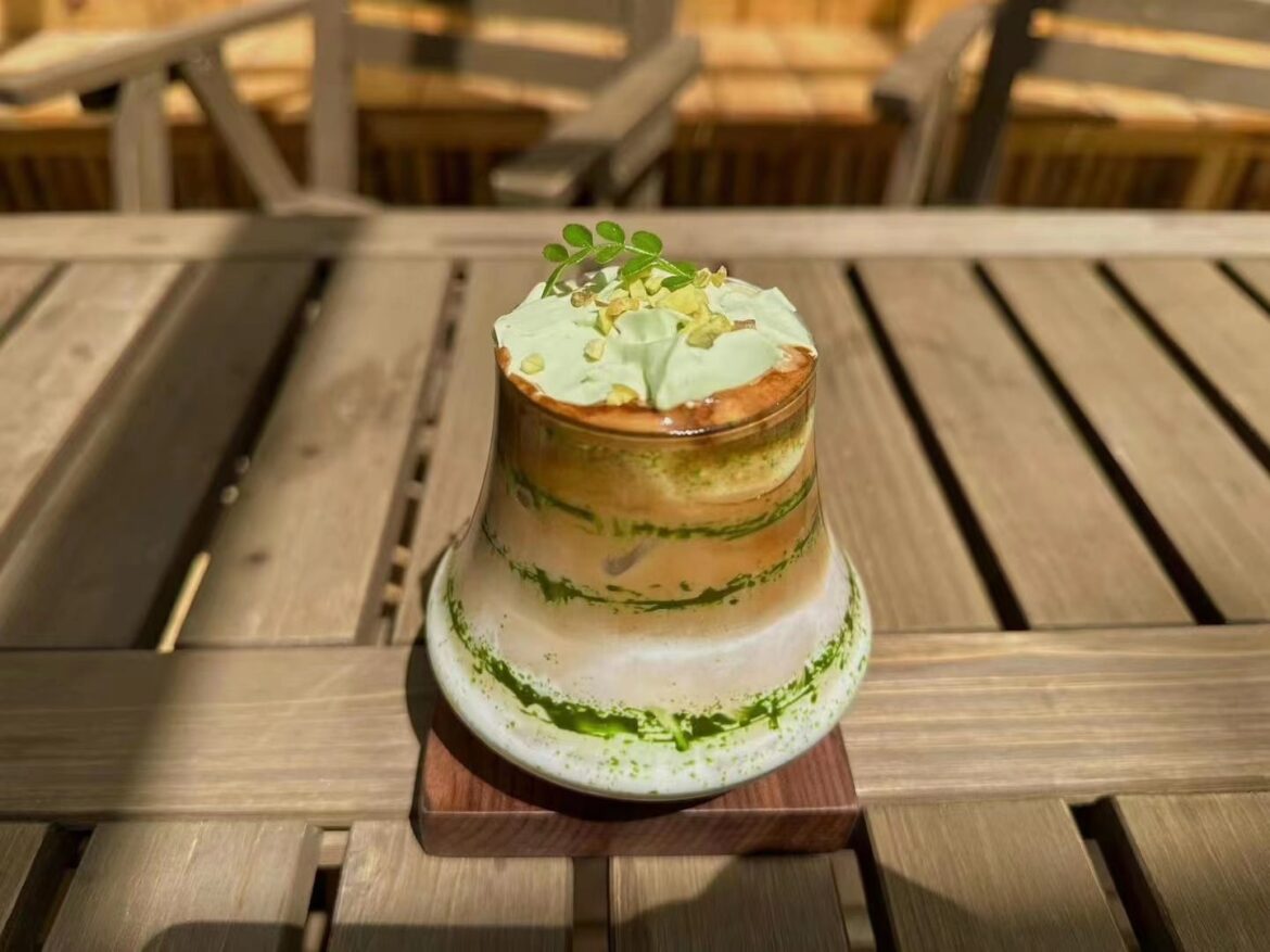 Pistachio Latte, good.