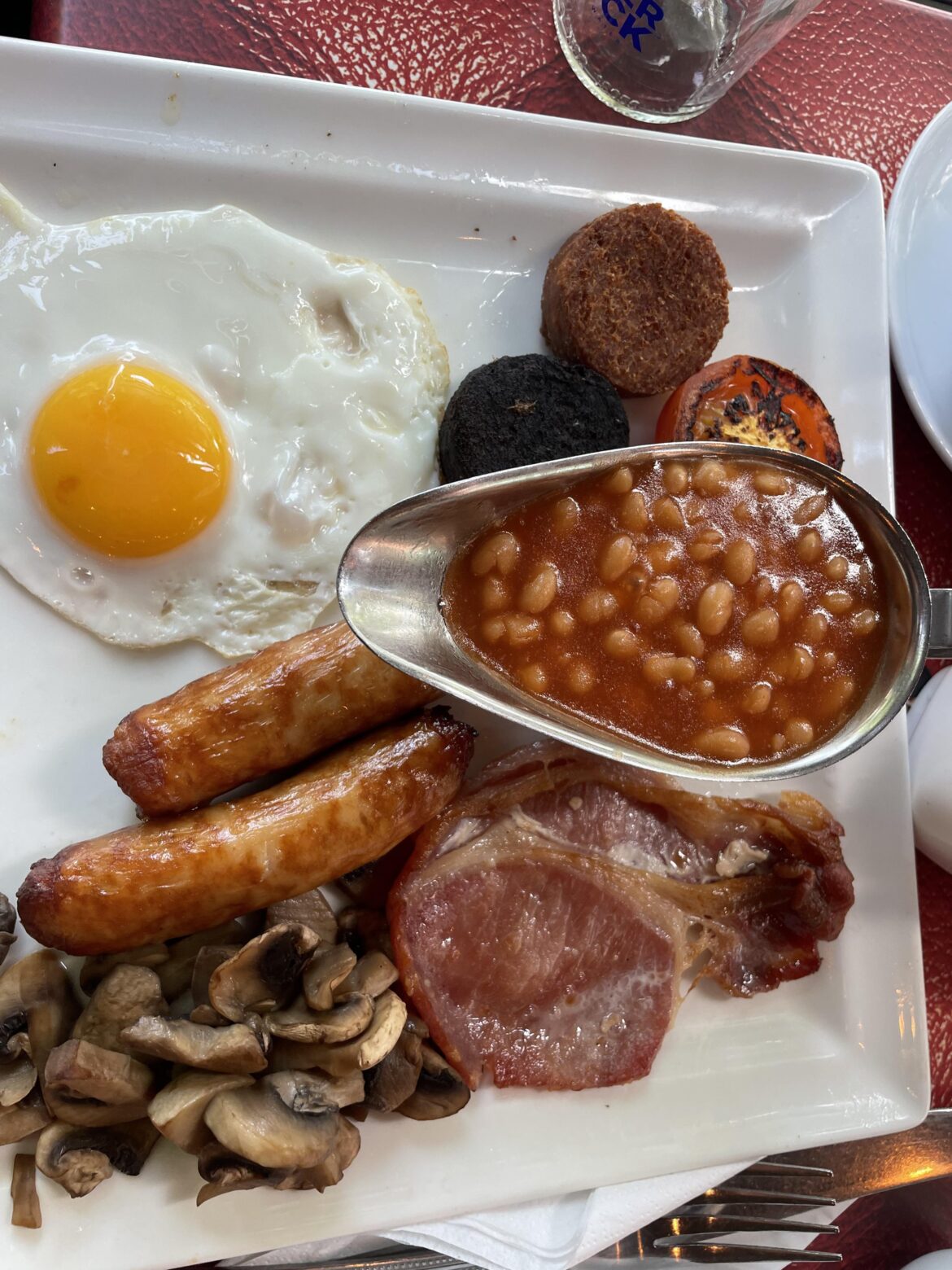Full Irish breakfast in Dublin