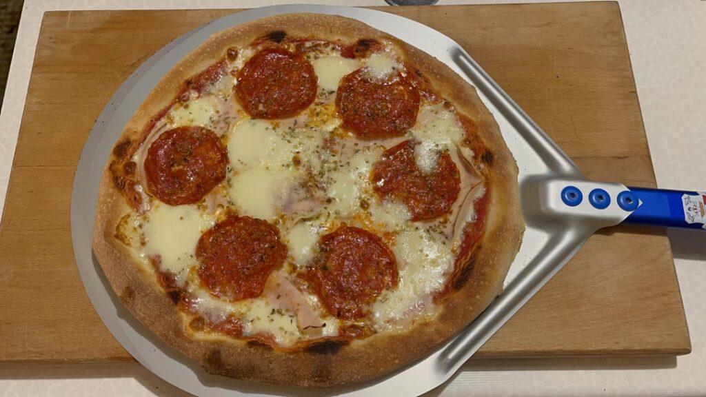 My best shot for pizza in home oven