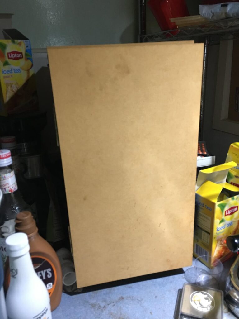 Grinder-quieting box